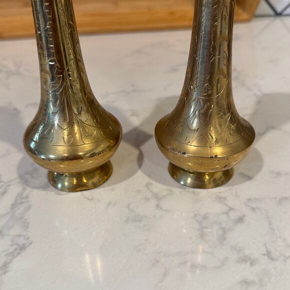 vintage brass vase made in India, etched floral foliage patterns mid-century 2X - Picture 2 of 8